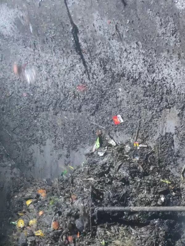 大岭山镇污水池清理